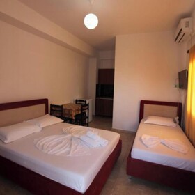 Hotel Esmerald Ksamil