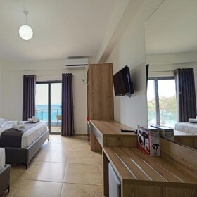 Hotel Esmerald Ksamil