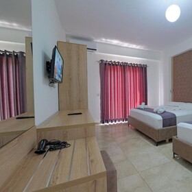 Hotel Esmerald Ksamil