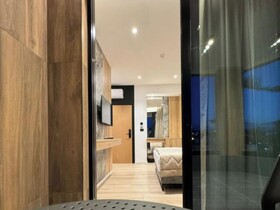Joni Hotel