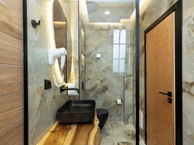 Joni Hotel