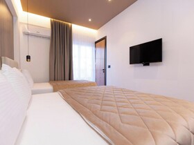 Joni Hotel