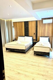 Joni Hotel