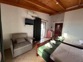 Bliss Hotel