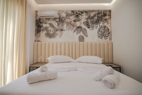 La Maison Boutique Hotel