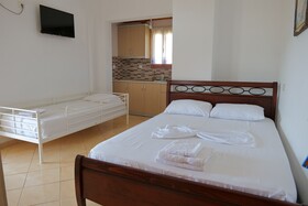 Pellumb Apartments