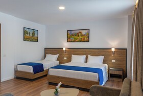 Acros Resort