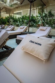 Gest Hotel