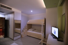 Hotel 1 Maji