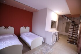 Hotel 1 Maji