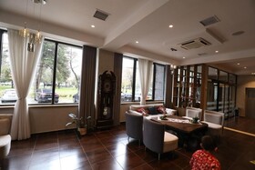 Hotel 1 Maji