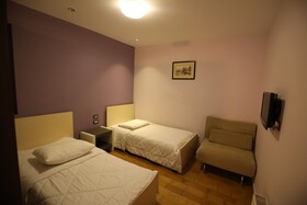 Hotel 1 Maji