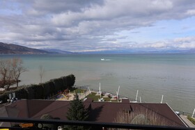 Hotel 1 Maji