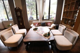 Hotel 1 Maji