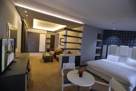 Hotel 1 Maji