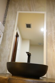 Hotel 1 Maji