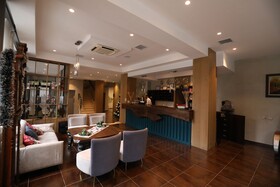 Hotel 1 Maji