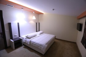 Hotel 1 Maji