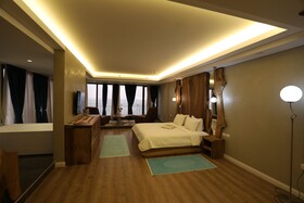 Hotel 1 Maji