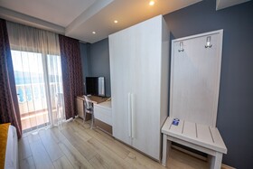 Apollon Hotel