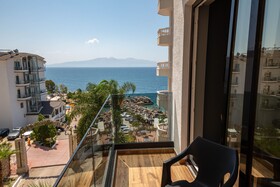 Apollon Hotel