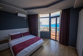 Apollon Hotel