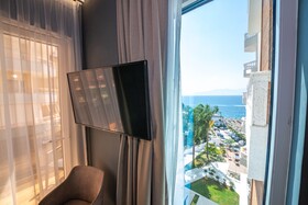 Apollon Hotel