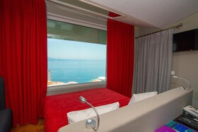 Bougainville Bay Resort & Spa
