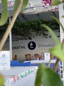 Cocktail & Dreams - Beach Hotel