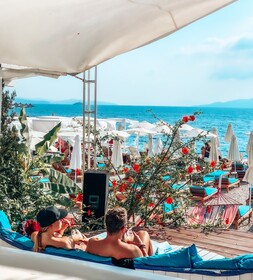 Cocktail & Dreams - Beach Hotel