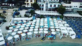 Cocktail & Dreams - Beach Hotel