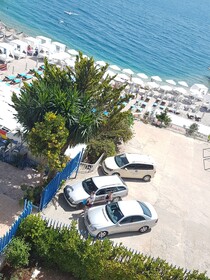Cocktail & Dreams - Beach Hotel
