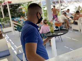 Cocktail & Dreams - Beach Hotel