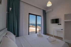 El Mare Hotel