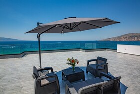 El Primero Hotel