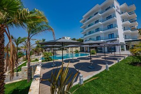 El Primero Hotel