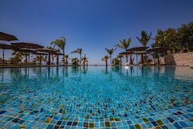 El Primero Hotel