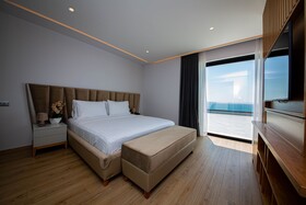 El Primero Hotel