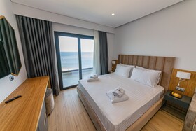 El Primero Hotel