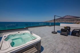 El Primero Hotel