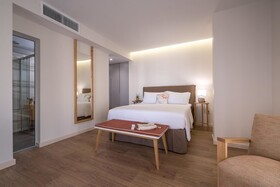 Glow Boutique Hotel & Suites