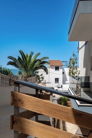 Golden Sun Hotel