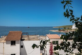Golden Sun Hotel