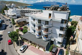 Hotel Alpha