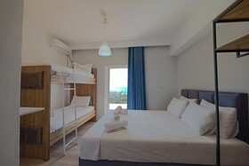 Hotel Boston