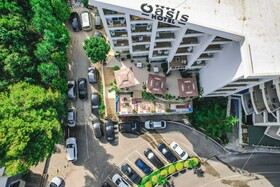 Hotel Oasis