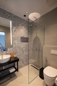 Litan Hotel