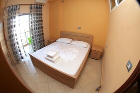 Melsi Apartments