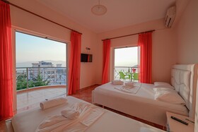 Melsi Apartments