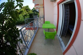Melsi Apartments